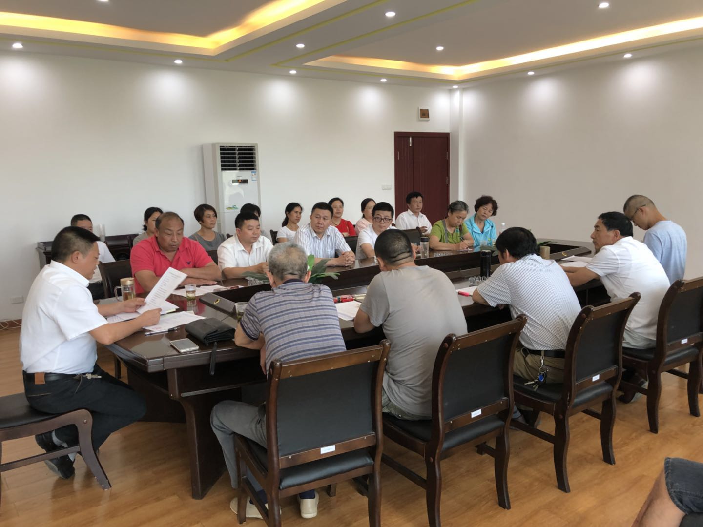 遵義航天電器有限公司第三屆董事會(huì)、監(jiān)事會(huì)換屆選舉大會(huì)召開(kāi)